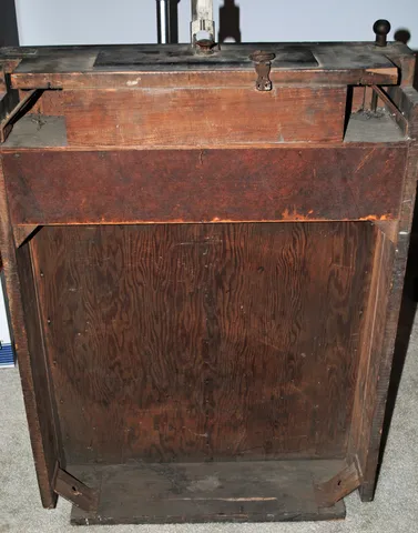 Cabinet - Bottom