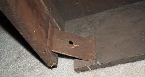 Cabinet - Corner Brace