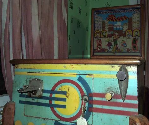Cabinet - Front