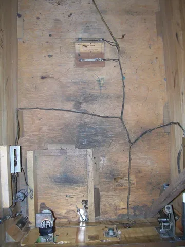 Inside Cabinet*