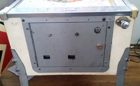 Cabinet - Front*