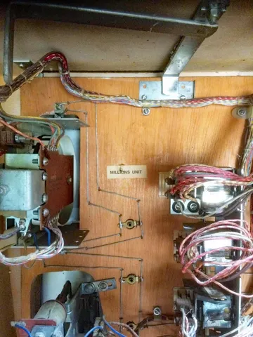 Inside Backbox - Missing Lamp Socket*