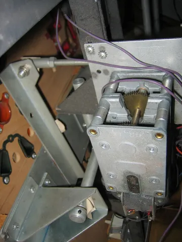 Whitewood Playfield Tilt/Tip Mechanism - Detail