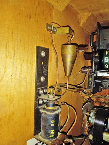 Plumb Bob Tilt and Sounder Assembly