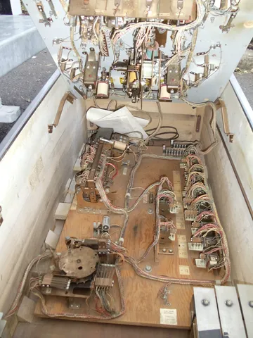 Inside Cabinet