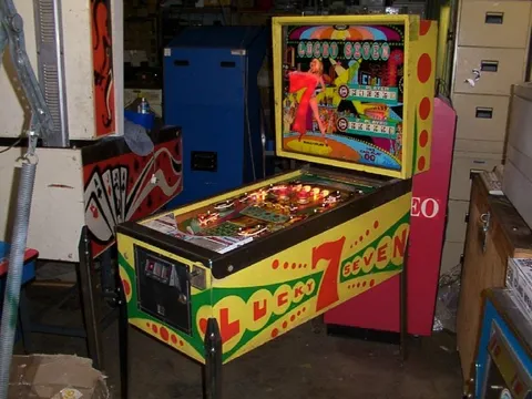 Cabinet - Right