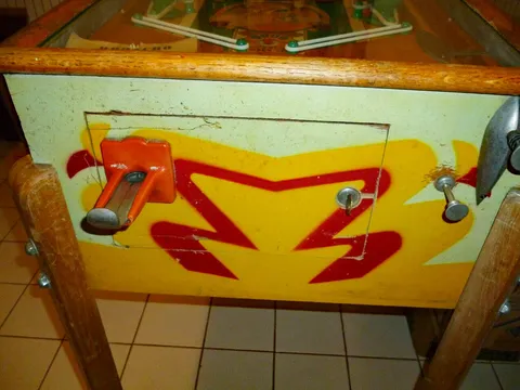 #6 Cabinet - Front