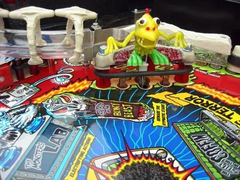 Playfield - Detail