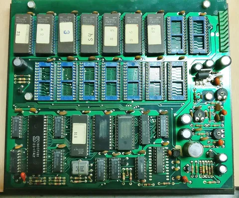 Inside Cabinet - Detail