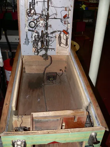 Inside Cabinet