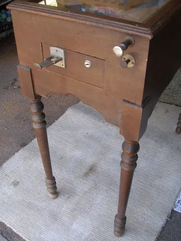 Cabinet - Front