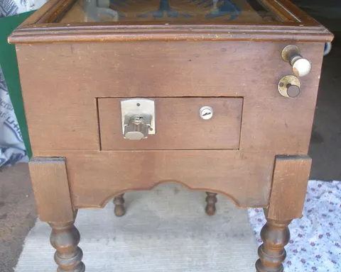 Cabinet - Front