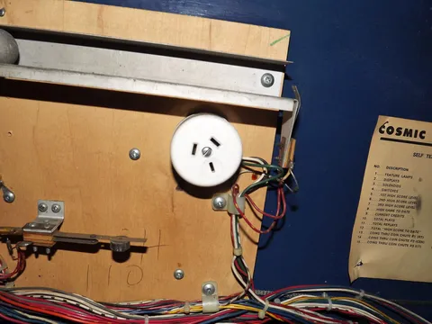 Australian Service Plug*