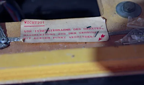 Inside Backbox - Detail*