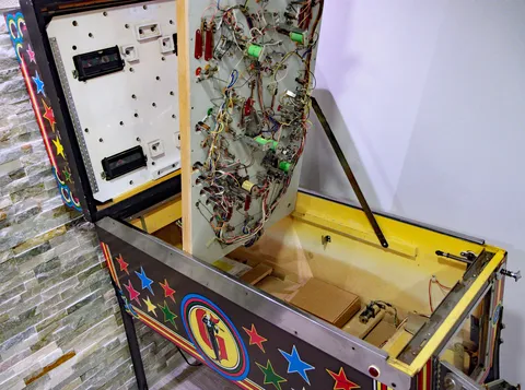 Playfield - Service Position