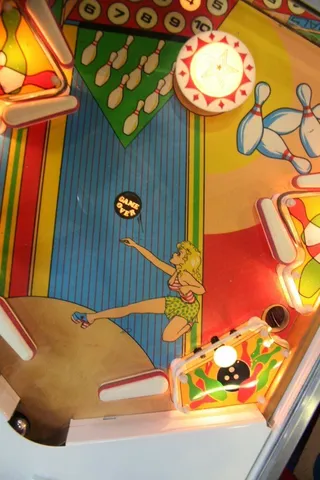 Illuminated Playfield - Detail