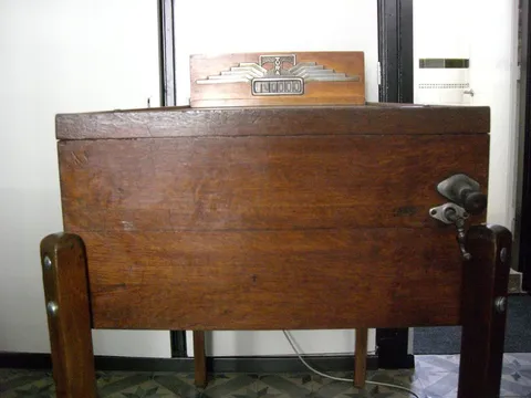 Cabinet - Front