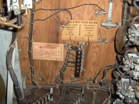 Inside Backbox - Detail*