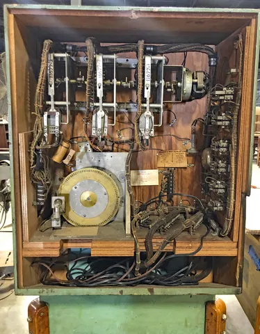 Inside Backbox - Detail*