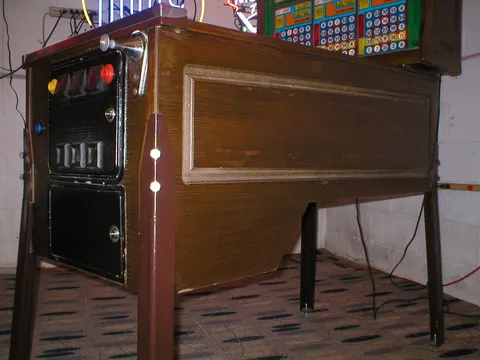 Lower Cabinet - Right