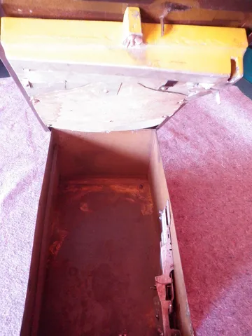 Inside Cabinet*