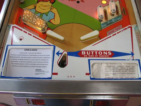 Card Holder with Ball in Outhole