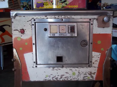 Sample Game - Cabinet Front