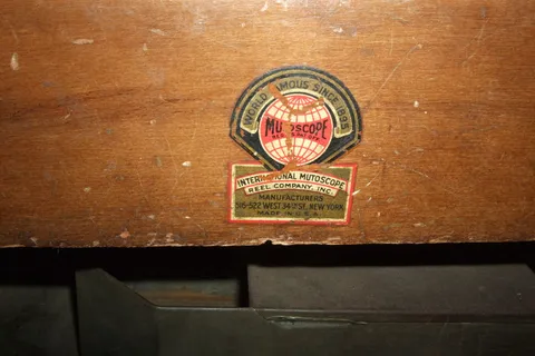 Cabinet - Front - Detail*