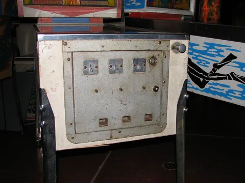 Cabinet - Front*