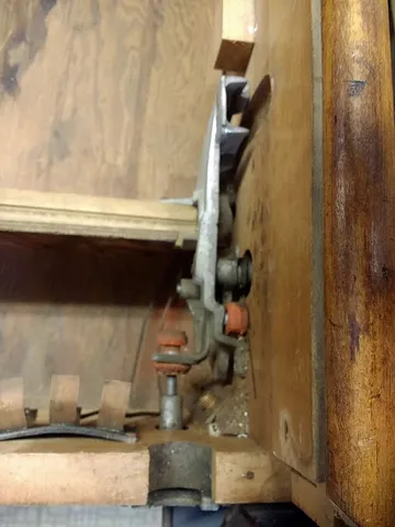 Ball Lift Mechanism