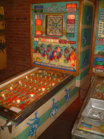 Cabinet - Right