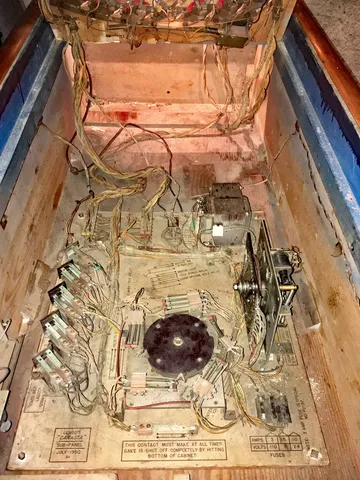 Inside Cabinet