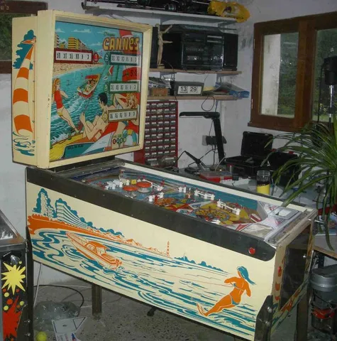 Cabinet - Left