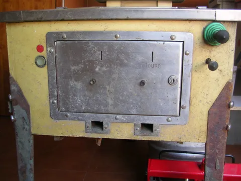 Cabinet - Front
