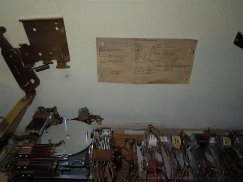 Inside Cabinet - Detail
