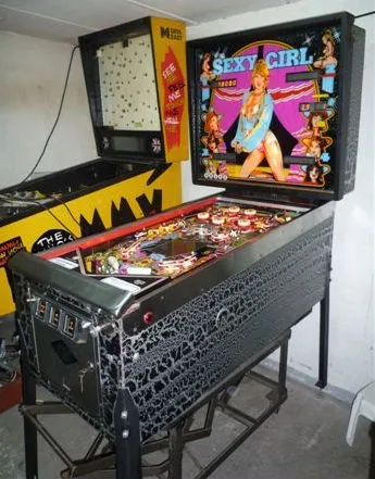Cabinet - Right