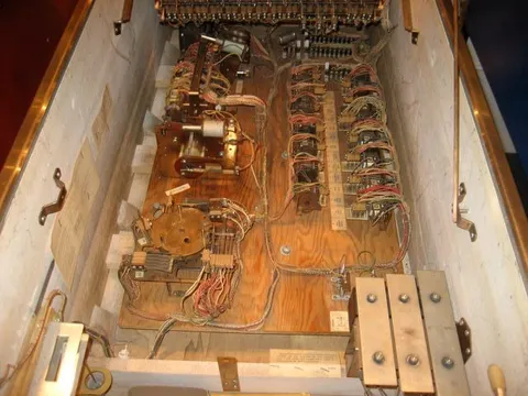 Inside Cabinet