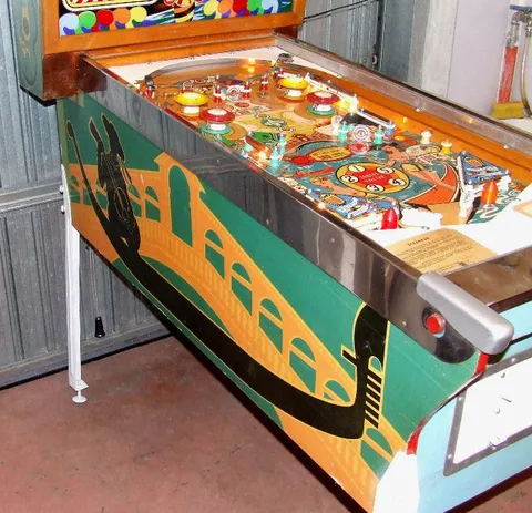 Cabinet - Left