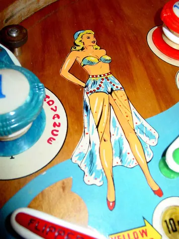 Playfield - Detail