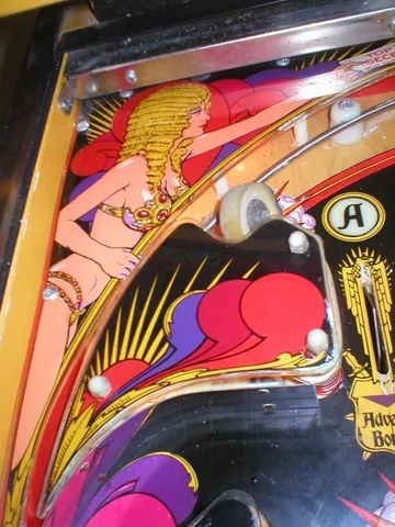 Playfield - Detail