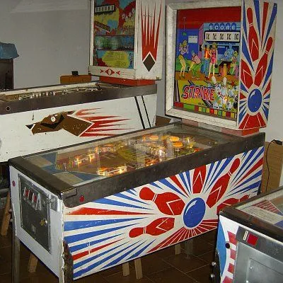 Cabinet - Right