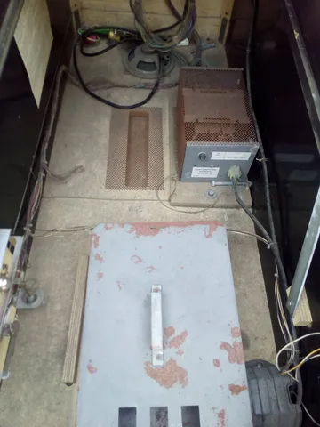 Inside Cabinet