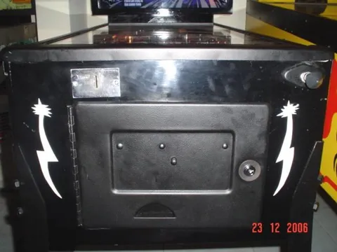 Cabinet - Front
