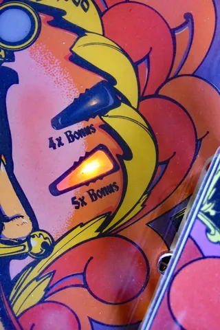 Illuminated Playfield - Detail