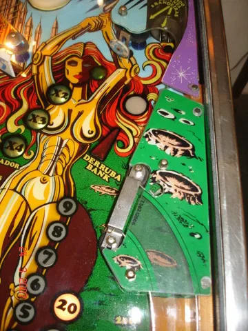Playfield - Detail