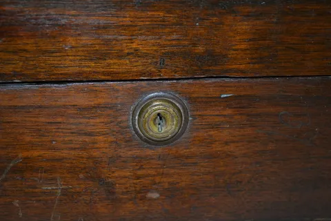 Cabinet - Detail*