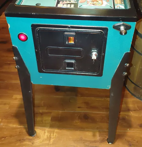 Cabinet - Front