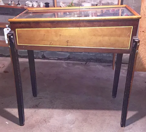 Cabinet - Right