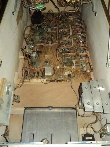 Sample Game - Inside Cabinet*