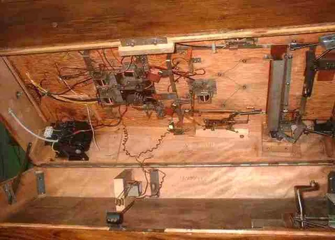 Inside Cabinet